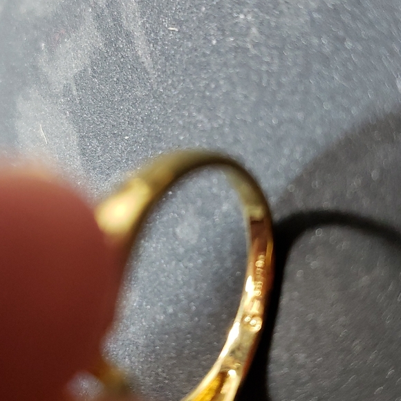 Ring - Picture 3 of 6